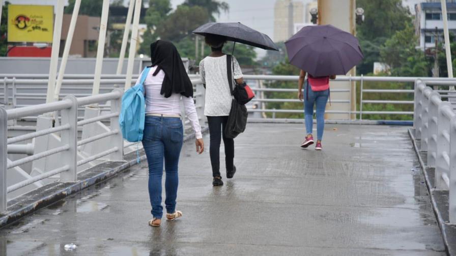Cielo soleado y lluvias en la tarde dominan el clima de este lunes